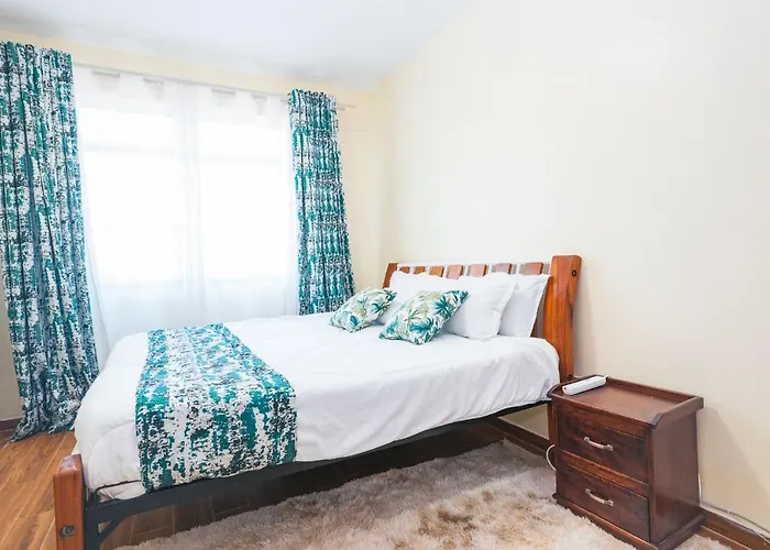 Tropical Themed 3Br And Dsq Apartment